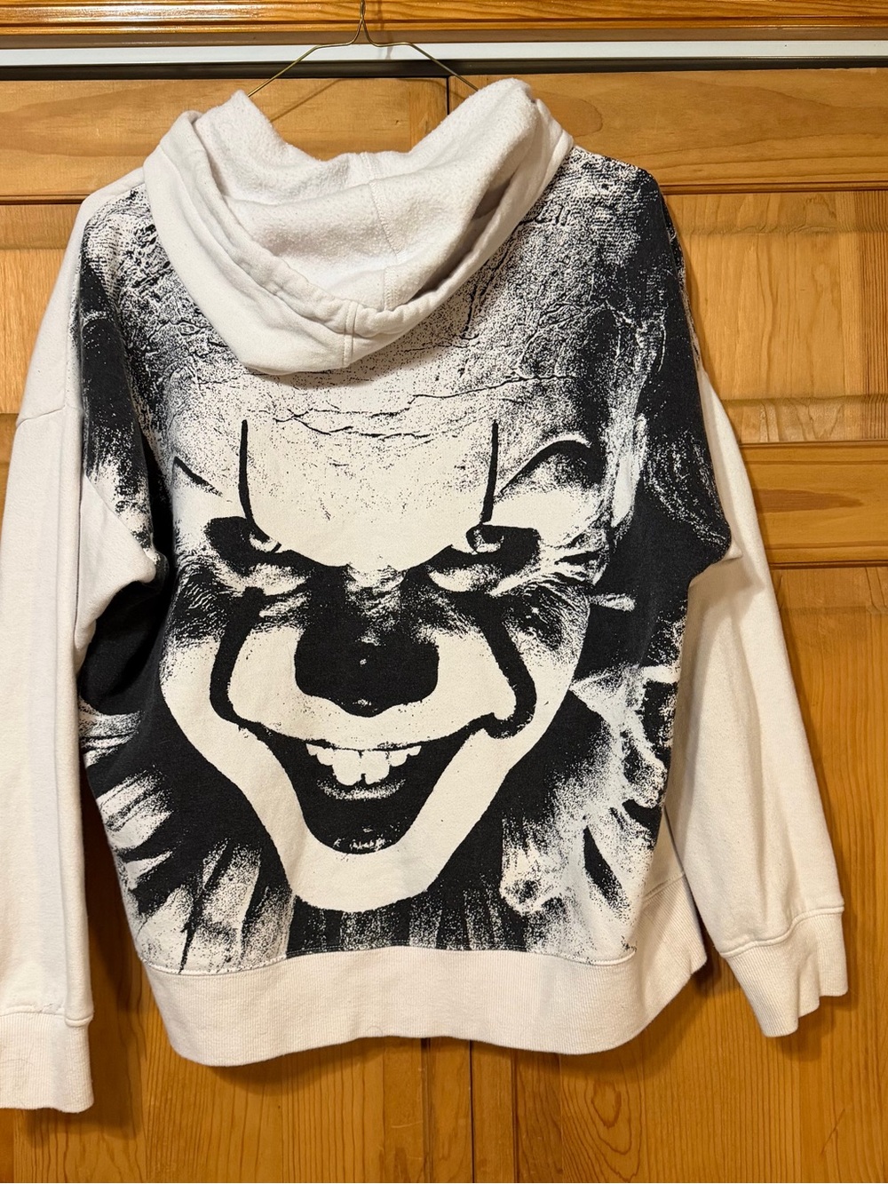 White Graphic Zip-Up Hoodie Sweater with Black Horror Pennywise Face Print
